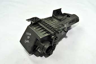 F ÇIKMA YEDEK PARÇA FORD CIKMA YEDEK FİESTA HAVA FİLİTRE KUTUSU